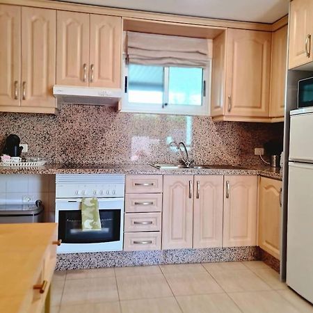 Homely Apt In Modern Building With Pool San Miguel de Abona Exteriör bild