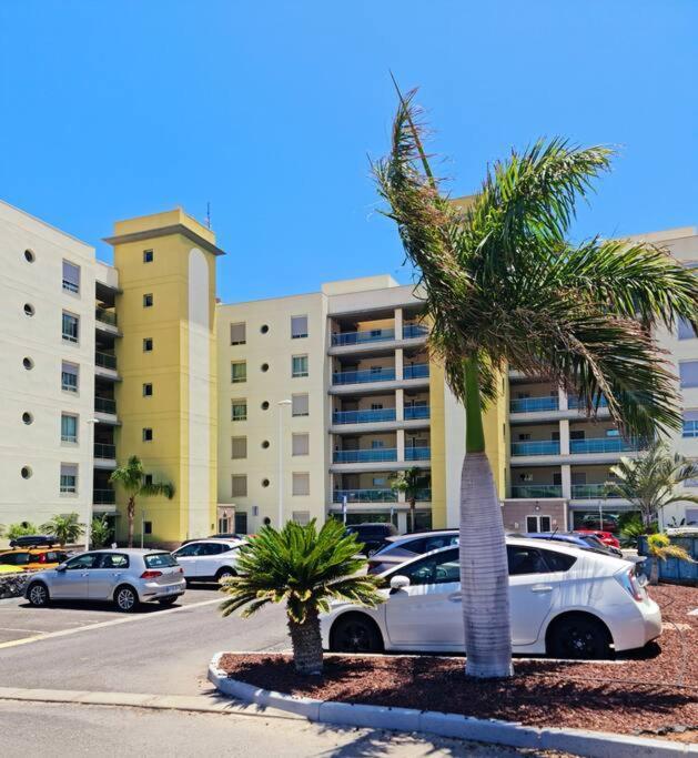 Homely Apt In Modern Building With Pool San Miguel de Abona Exteriör bild