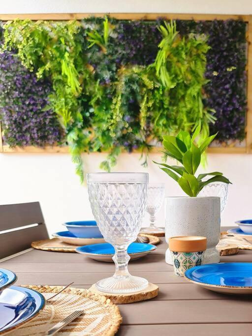 Homely Apt In Modern Building With Pool San Miguel de Abona Exteriör bild