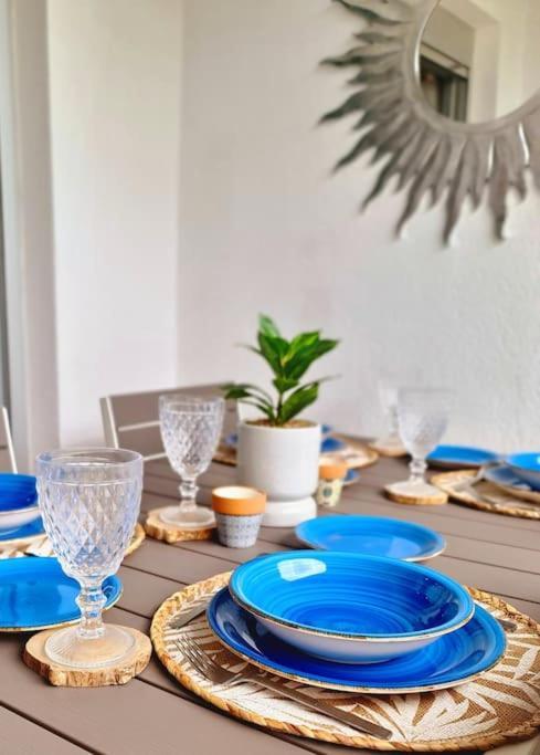 Homely Apt In Modern Building With Pool San Miguel de Abona Exteriör bild