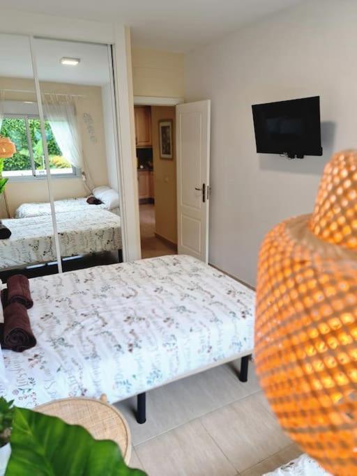 Homely Apt In Modern Building With Pool San Miguel de Abona Exteriör bild
