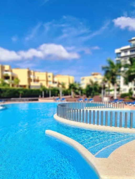 Homely Apt In Modern Building With Pool San Miguel de Abona Exteriör bild