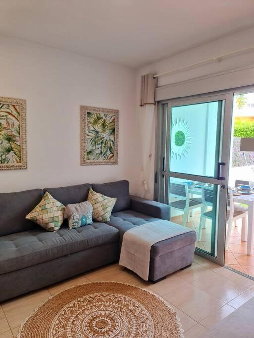 Homely Apt In Modern Building With Pool San Miguel de Abona Exteriör bild
