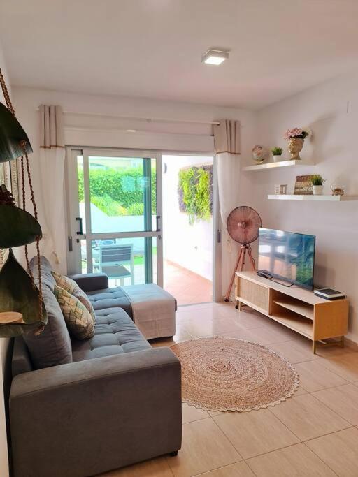 Homely Apt In Modern Building With Pool San Miguel de Abona Exteriör bild